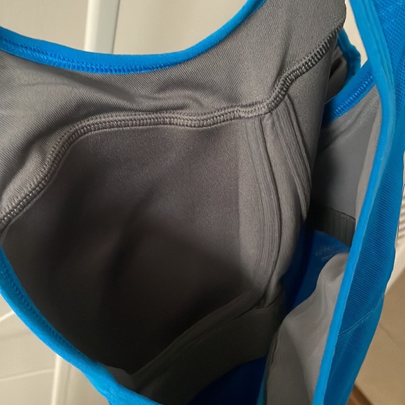 Nike Racerback tanktop - Picture 3 of 3